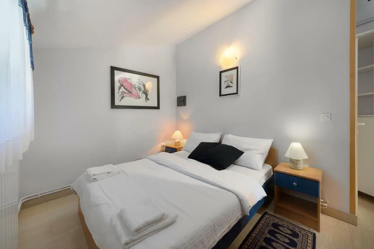 Apartments Rafaj Pula